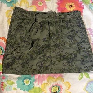 Floral mini skirt 14